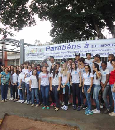 Professora e aluno do 'Gep' são recebidos após participação em fase de Olimpíada
