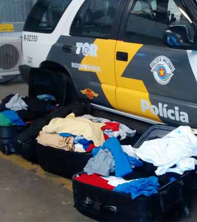 Polícia encontra cocaína espalhada em malas de boliviano em Assis