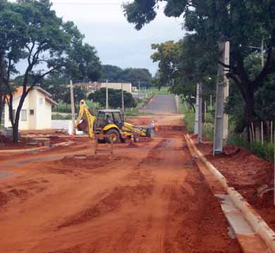 Obras seguem aceleradas no Conjunto Habitacional Paraguaçu Paulista J