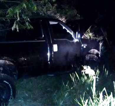 Caminhonete roubada em Assis é encontrada em zona rural de Paraguaçu Paulista