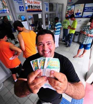 Mega da Virada: matemático, místico e apostadores dão dicas de números