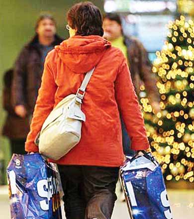 Roupas e calçados são preferências de presentes de Natal, aponta pesquisa