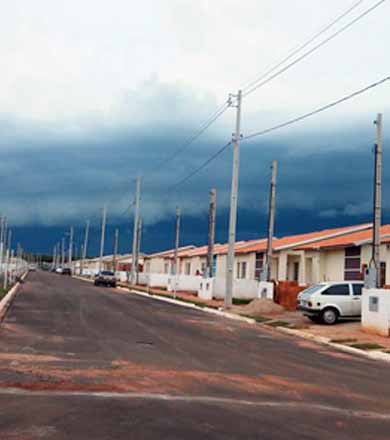 Primeiros moradores ocupam Residencial “Dona Lina”