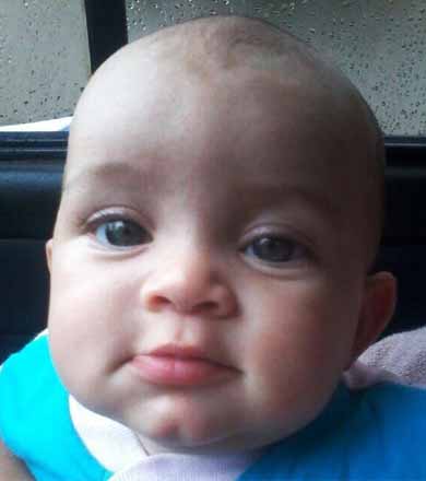 Bebê de um ano que se afogou em balde morre em Assis