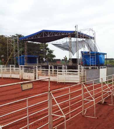 Grande estrutura já está pronta para o início do Rodeio Fest em Paraguaçu Paulista