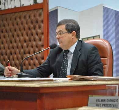 Gordinho solicita implantação de Pronto Atendimento na Vila Ribeiro