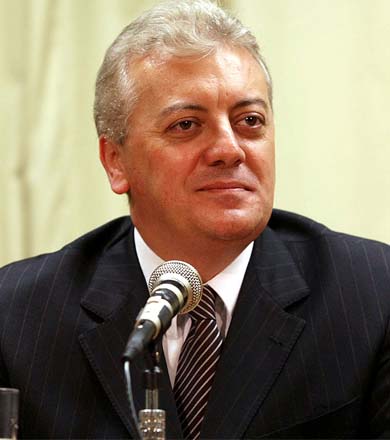 Paraguaçuense Aldemir Bendine é o novo presidente da Petrobras