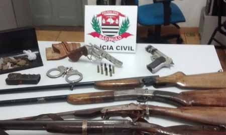 Diretor de Agricultura é preso por porte de armas e drogas em Ibirarema