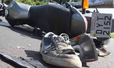 Motociclista tem perna decepada na SP-294; motorista não tinha CNH