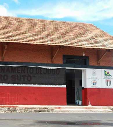 Paraguaçu transforma antigo barracão em centro de treinamento de Judô