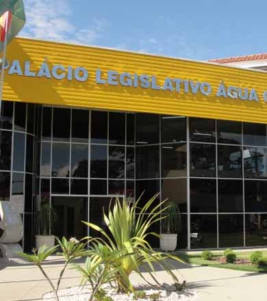 Vereadores preocupados com anseio popular solicitam retorno do projeto para tapa buracos