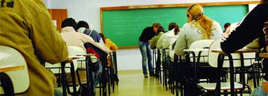 Fies: ministérios da Educação e da Justiça vão discutir reajuste de mensalidades