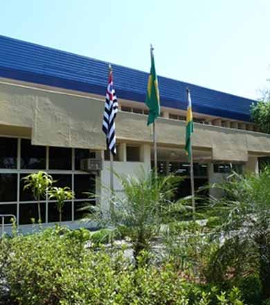 Departamentos municipais de Paraguaçu Paulista atenderão normal nesta segunda-feira