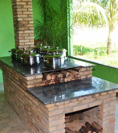 Lanchonete e Restaurante Grande Lago começa a servir almoço aos domingos