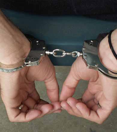 Homem é preso com cadeira de área furtada no centro de Paraguaçu