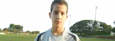 Goleiro paraguaçuense de 10 anos disputa campeonato paulista