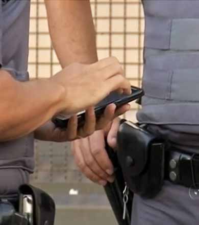 Polícia Militar usa aplicativo de celular para cumprir mandados em Assis