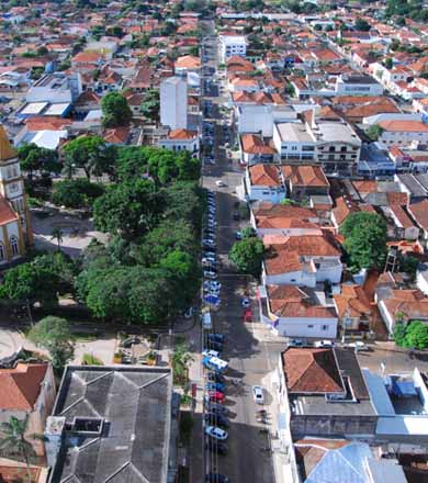 Dia das Mães: Comércio de Paraguaçu Paulista tem horário especial nesta sexta e sábado