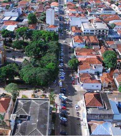 Comércio de Paraguaçu Paulista ficará aberto até as 17h neste sábado