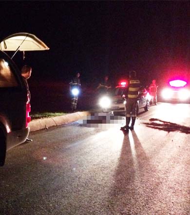 Homem morre ao ser atropelado por veículo na rodovia