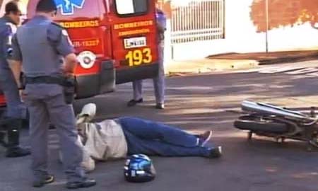 Motociclista é atropelado por criminosos que fugiam após assalto em Assis