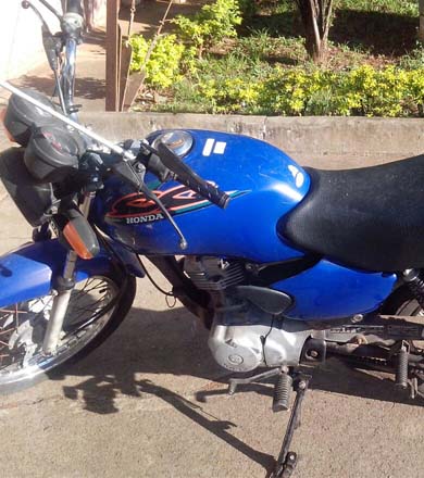 Moto furtada é encontrada em terreno baldio na Barra Funda