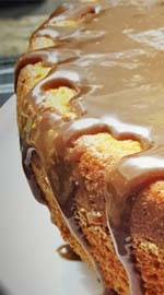 Bolo de cenoura cremoso