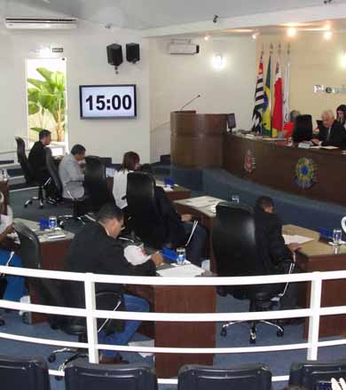 Câmara aprova crédito para o recapeamento das ruas da cidade