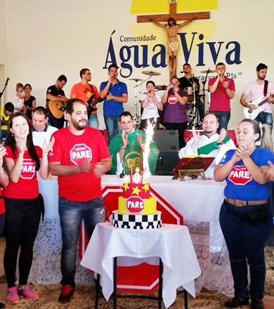 Louvor Pare comemora 3º aniversário com retiro espiritual para quase 200 pessoas