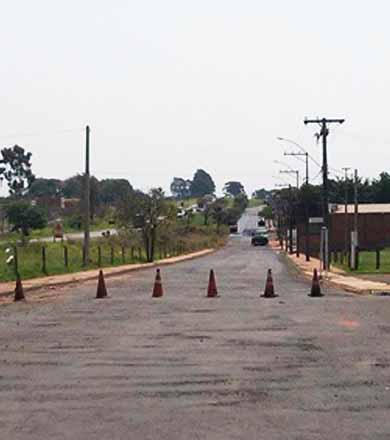 Prossegue pavimentação da Av. Perimetral do distrito industrial de Paraguaçu Paulista