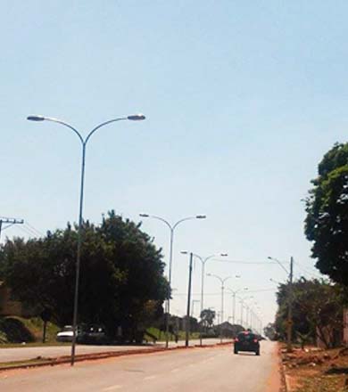 Iluminação da Avenida Sete está quase concluída em Paraguaçu
