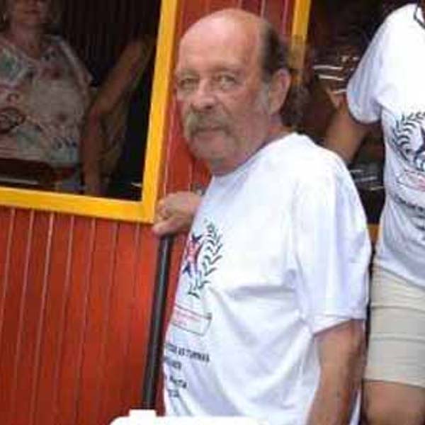 Antonio Carnielli faz aniversário hoje