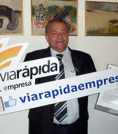 Prefeito assina em SP e Paraguaçu fará parte do Via Rápida Empresa do Governo Estadual