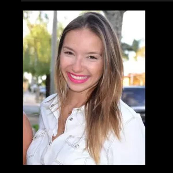 Empresária encontrada morta em quarto de hotel é enterrada em Garça