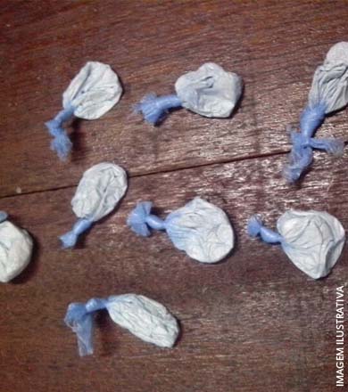 Paraguaçuense de 14 anos é levado para a cadeia por envolvimento com o tráfico de drogas