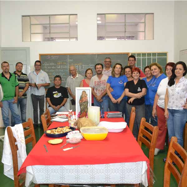 Colégio Paraguaçu recebe o terço empresarial