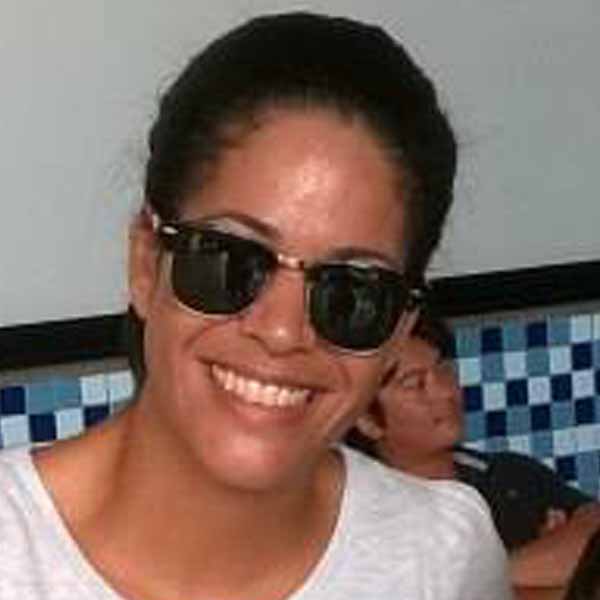 Rose Cardoso Oliveira celebra idade nova