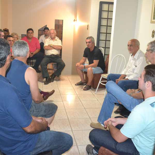 PMDB filia novos membros em Paraguaçu Paulista