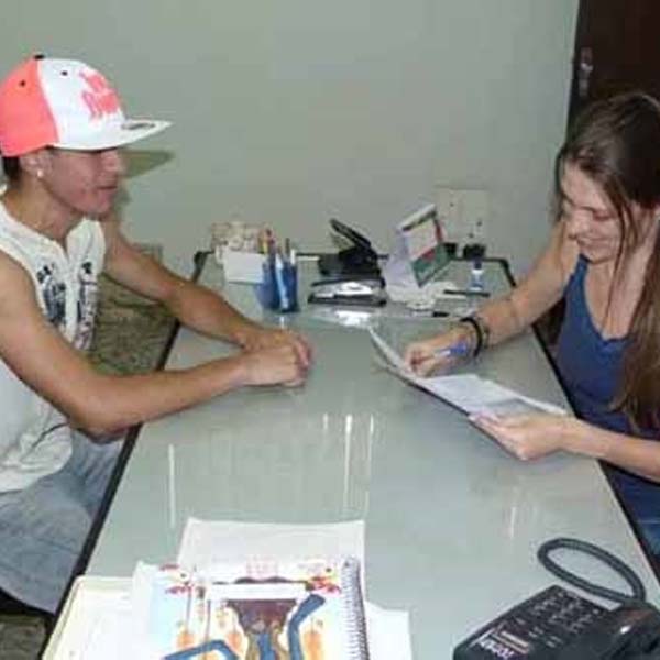 Estudantes têm até 27/10 para requerer auxilio transporte