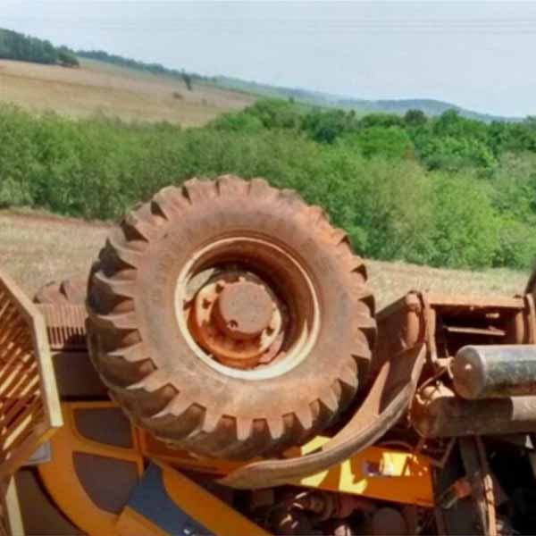 Tratorista morre esmagado na véspera da aposentadoria em Garça