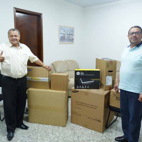 Prefeito assina e Procon de Paraguaçu recebe novos equipamentos para compor SINDEC