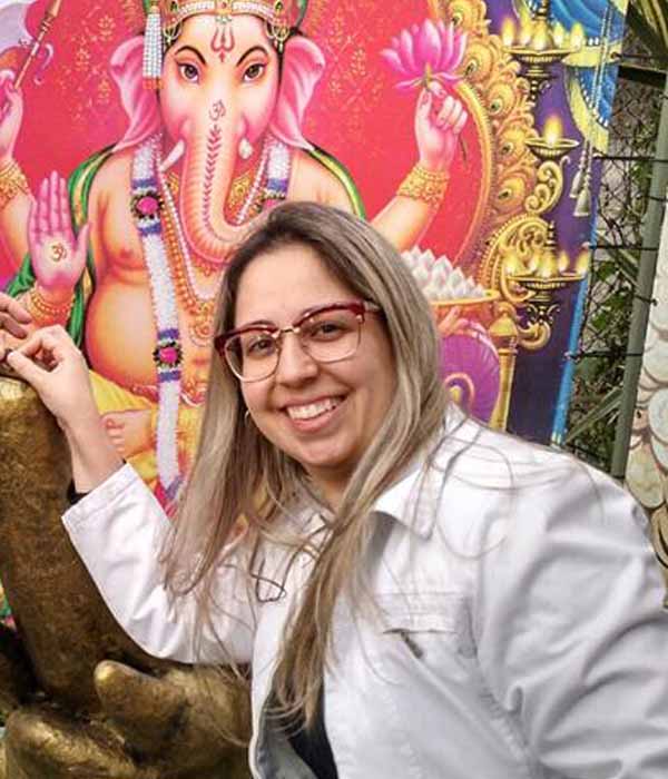 Gabriela Andrade Camolesi comemora mais um ano de vida
