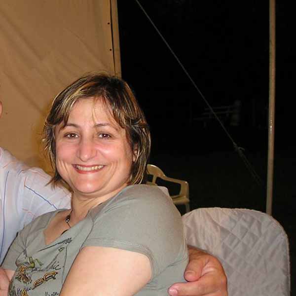 Eliana Aparecida Gonçalves é a aniversáriante do dia
