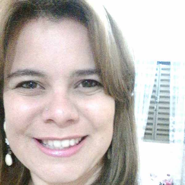Silmara Góis é a aniversáriante do dia