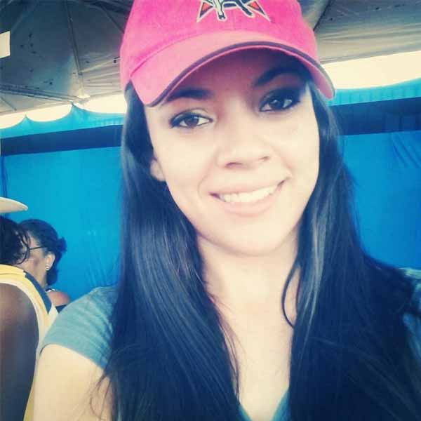 Aline Rodrigues é a aniversáriante do dia