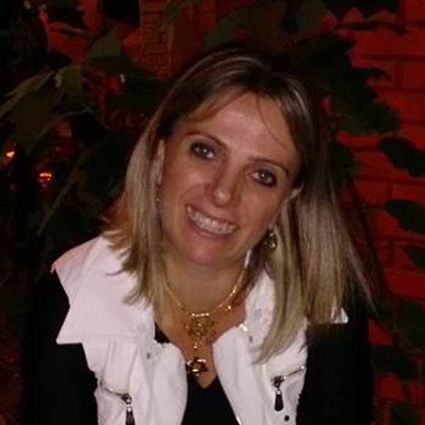 Bida  Mendes comemora idade nova