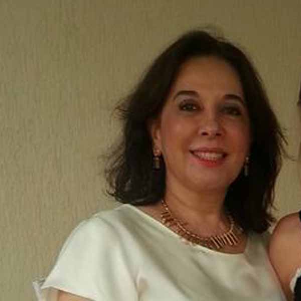 Cecilia Moreno apaga velinhas neste domingo