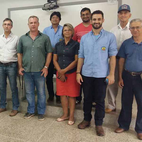Conselho Municipal de Desenvolvimento Rural realiza reunião com membros e convidados