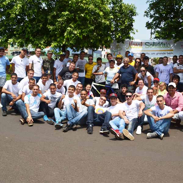 ‘Pedalada Solidária’ reúne dezenas de ciclistas em Paraguaçu Paulista