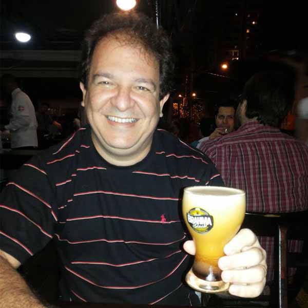Luis Roberto Flora faz aniversário